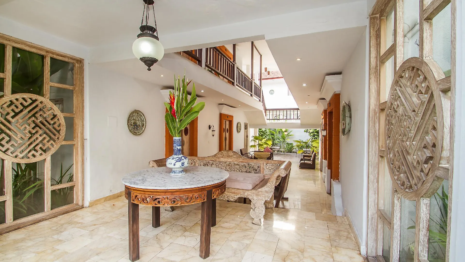 Abian Biu Mansion Hotel Dalung  4*, Dalung (Bali)